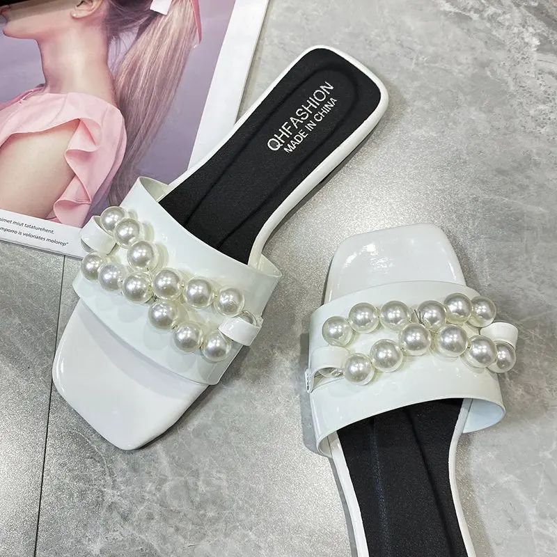 

Fairy style pearl casual sandals and slippers women's outer wear 2021 summer Korean low-heeled square-toe slippers