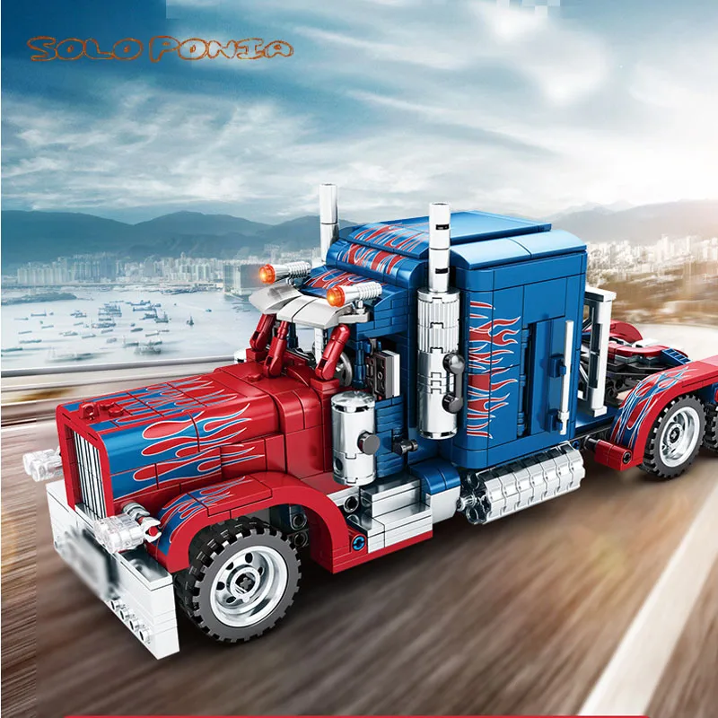 

Technic Truck Transformation Optimus Prime Truck Creator Pull Back Car Building Blocks Deformation Children Toys gift 701803