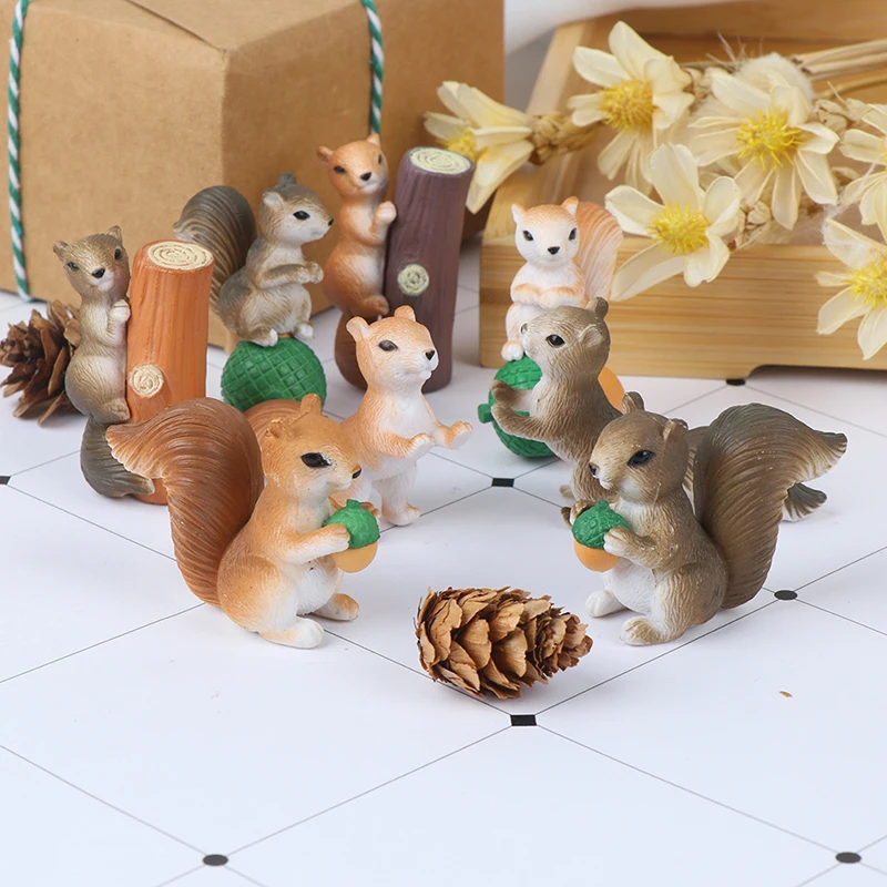 

4Pcs New Hot Squirrel Figurines Miniatures Fairy Garden Gnome Moss Gift Resin Crafts Wholesale