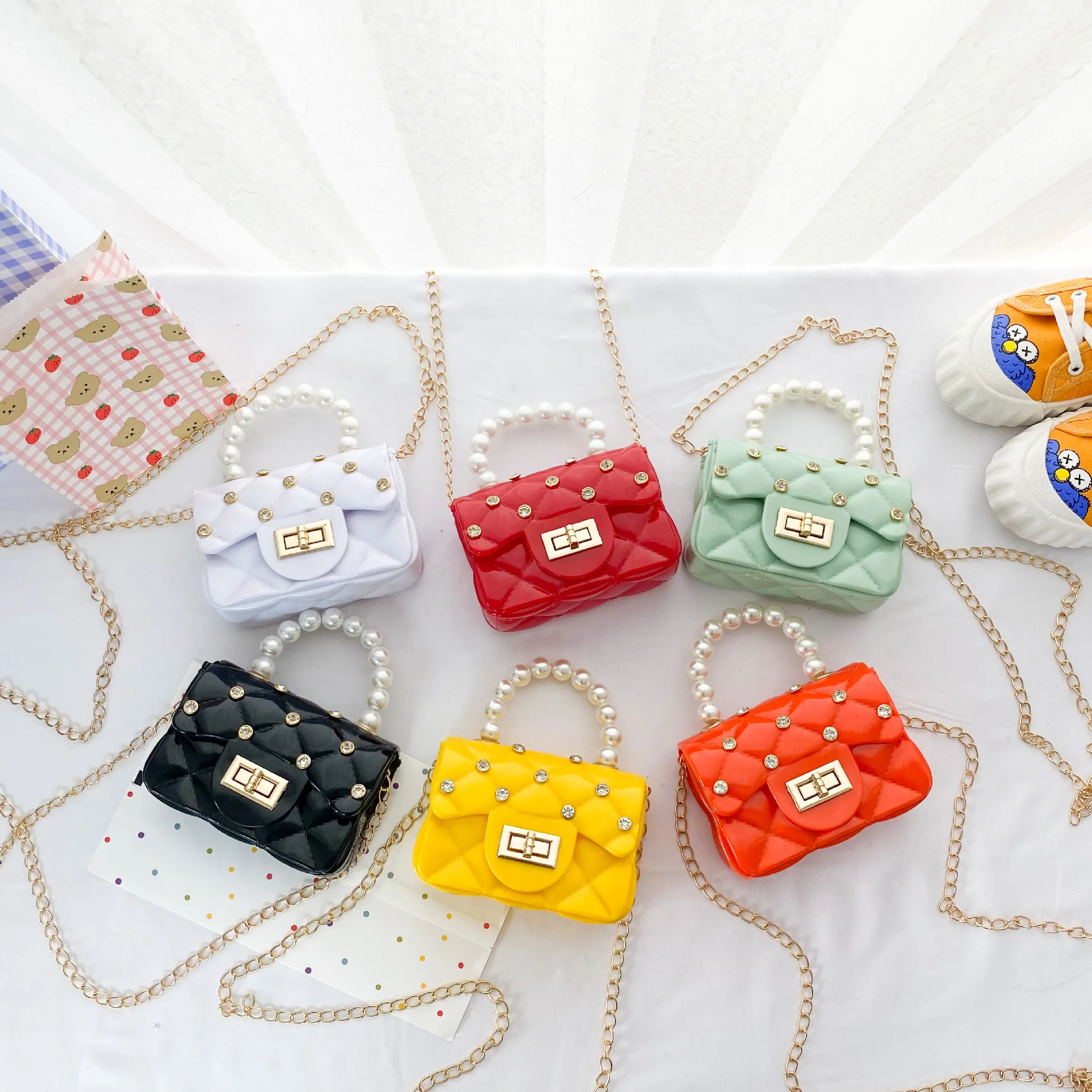 

Kids Purses and Handbags 2021 Cute Girls Mini Pvc Crossbody Bag Little Girl Small Coin Pouch Candy Color Beach Jelly Purse