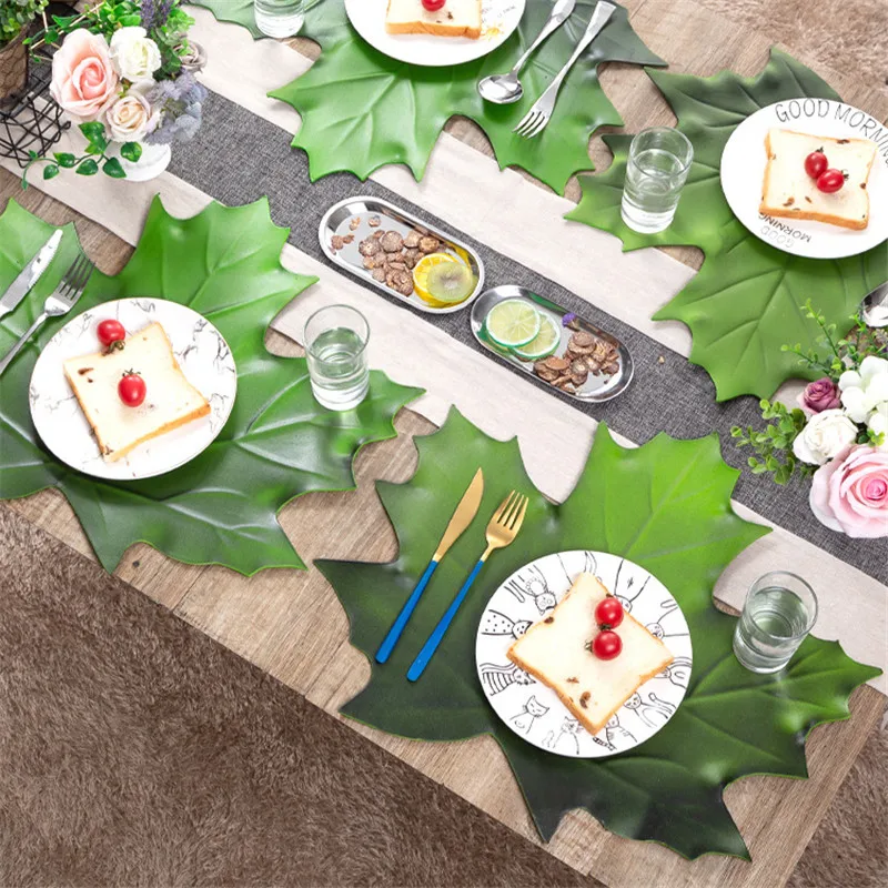 

1Pc Waterproof Oil-proof Simulation Outdoor Maple Leaf Shape Heat Insulation Pad Dining EVA Table Mat Party Decor