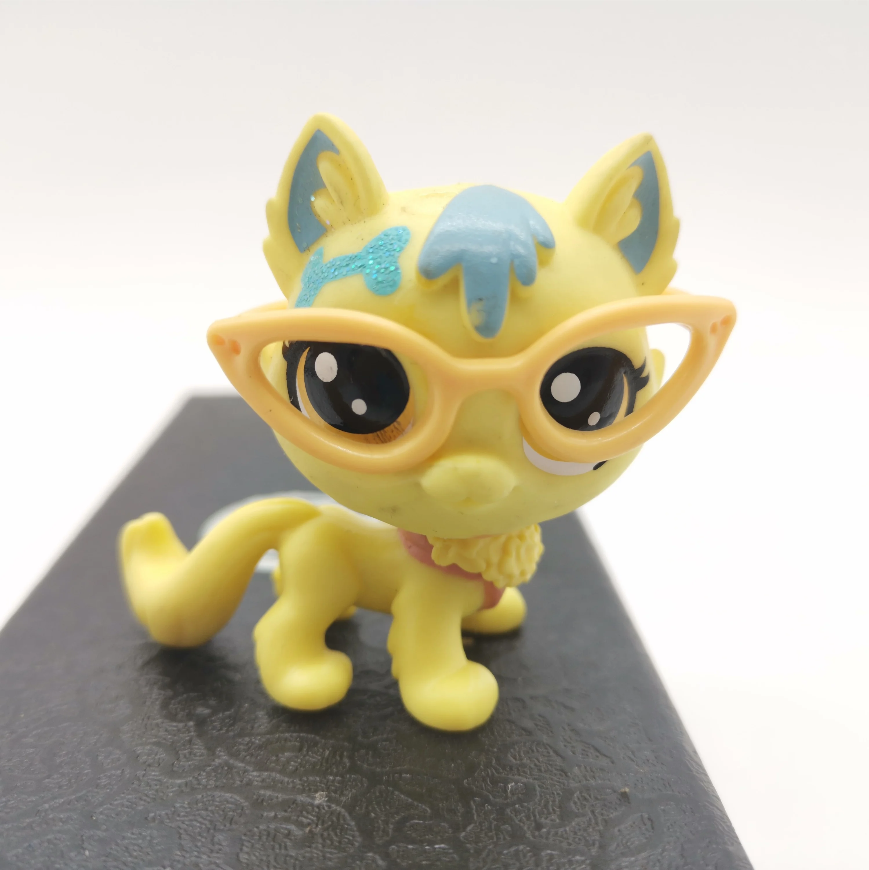 Маленькие модели животных игрушки зоомагазин мини кошка щенок старые с