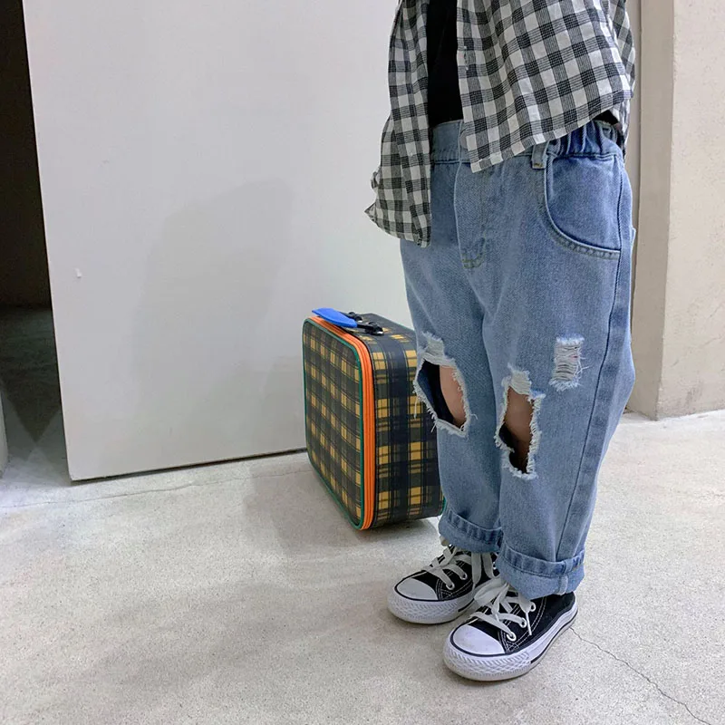 

2021 Spring New Kids Pants Boys And Girls Distrressed Casual Denim Pants