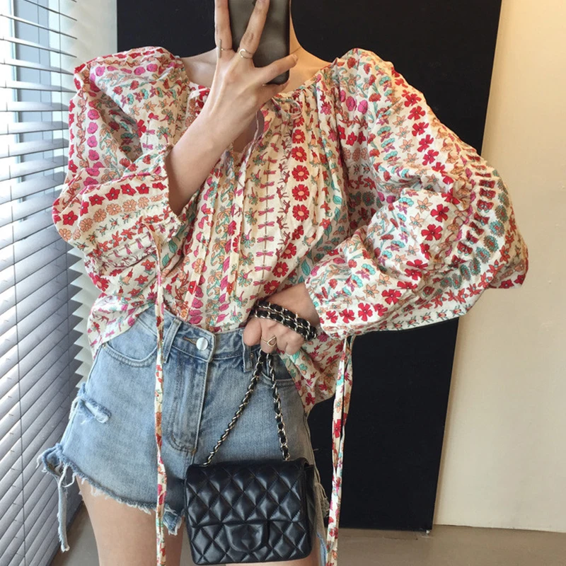 

Korejpaa Women Shirt 2021 Summer Korean Fashion Holiday Bow Tie O Neck Loose Drawstring Bubble Sleeve Floral Blouse Top De Mujer