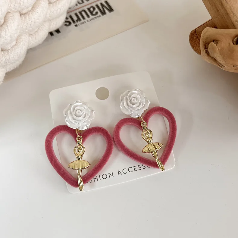 

Korean Vintage Pink Velvet Hollow Big Heart Earrings For Women Statement Jewelry Resin Flower Ballet Girl Dangle Pendientes