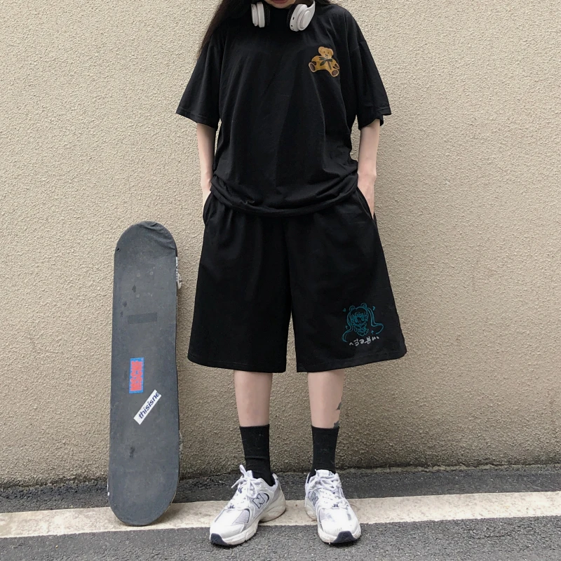 

Summer Women Trendy Shorts Harajuku Cartoon Japanese Commuter Graffiti Wild Loose Five-Point Pants Casual Men's Straight Pants