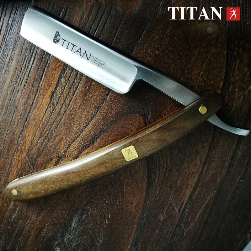 

Titan Green sandalwood handle old fashioned straight razor for men