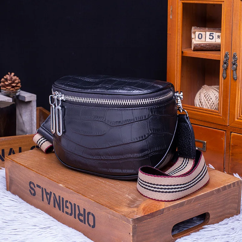 

2021 New Fashion Crocodile Grain Genuine Leather Crossbody Chest Bag Semicircle Shoulder Bag Purses and Handbags Luxury Designer