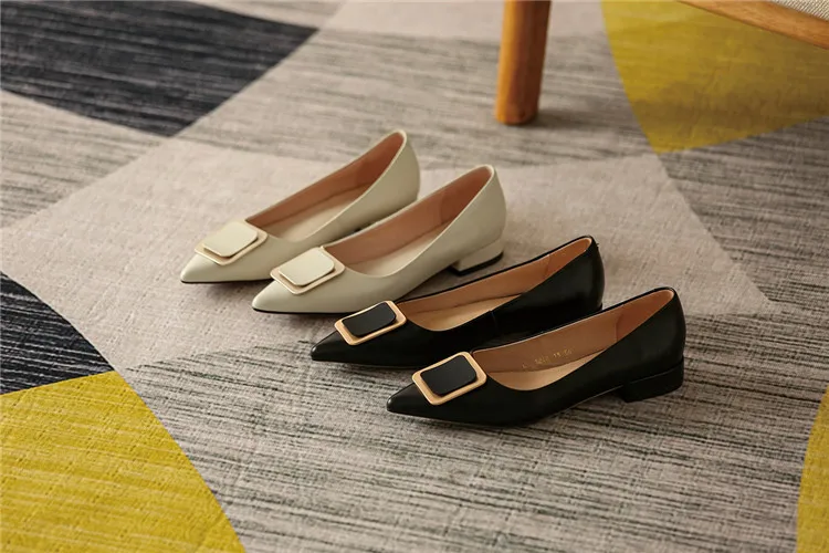

Stylesowner 2020 Pointed Toe Single Shoes Metal Square Buckle Leather Shallow Mouth Gentle Fashionable Low-heeled Women Shoes
