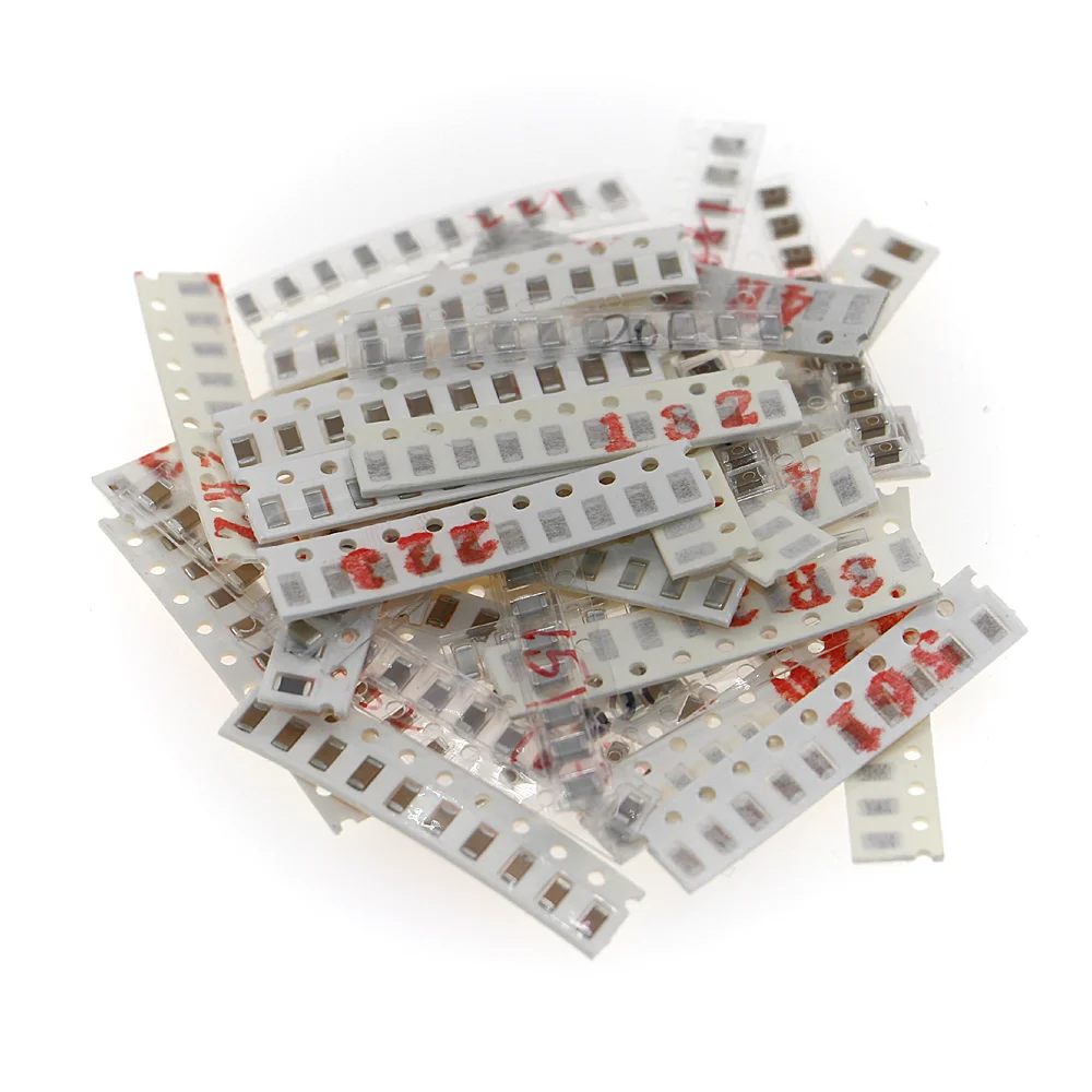 Комплект конденсаторов SMD 1150 (0 Ом-10 МОм) 50 значений + (1206 пФ-1 мкФ) 40 шт. | Электронные