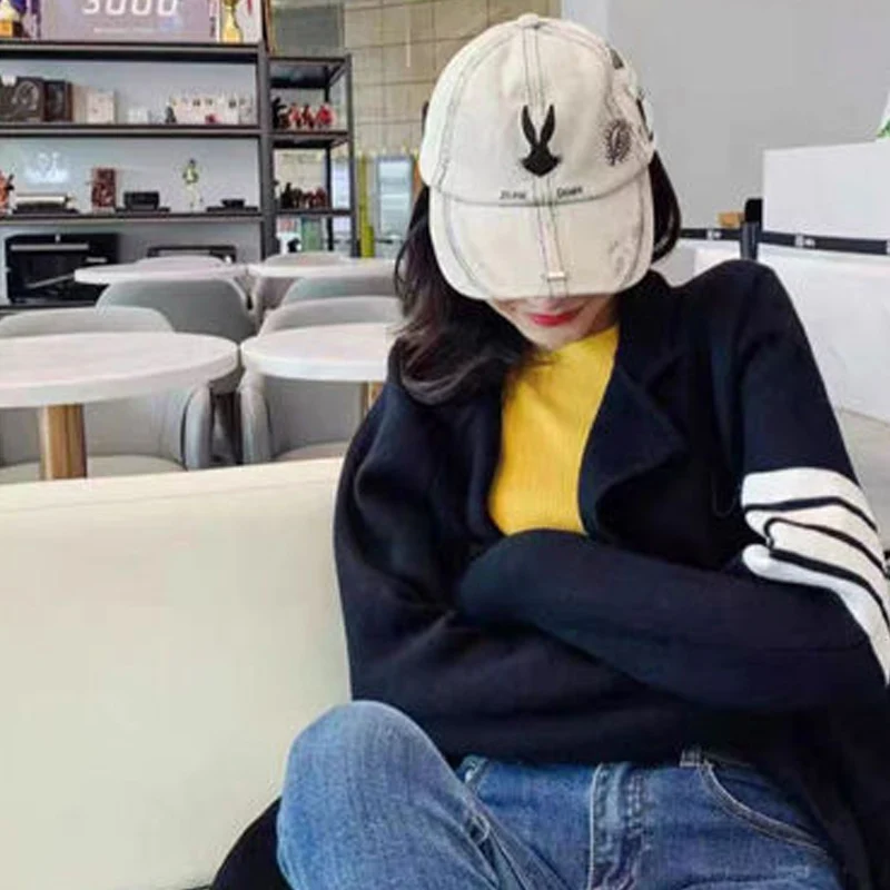 Spring and Autumn Hot Sale Retro Baseball Cap Hat Men's Women's Caps Adjustable Bugs Bunny Men's Letter Sun Hat
