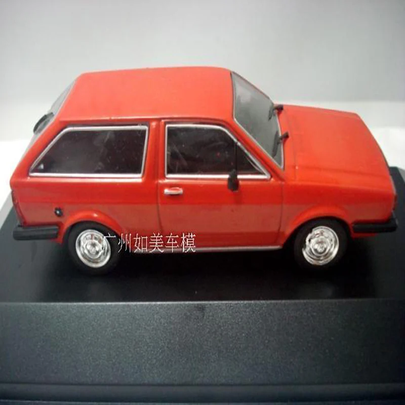 Высокая имитация бутик статическая модель 1:43 Volkswagen Parati-1983 коллекция дисплей