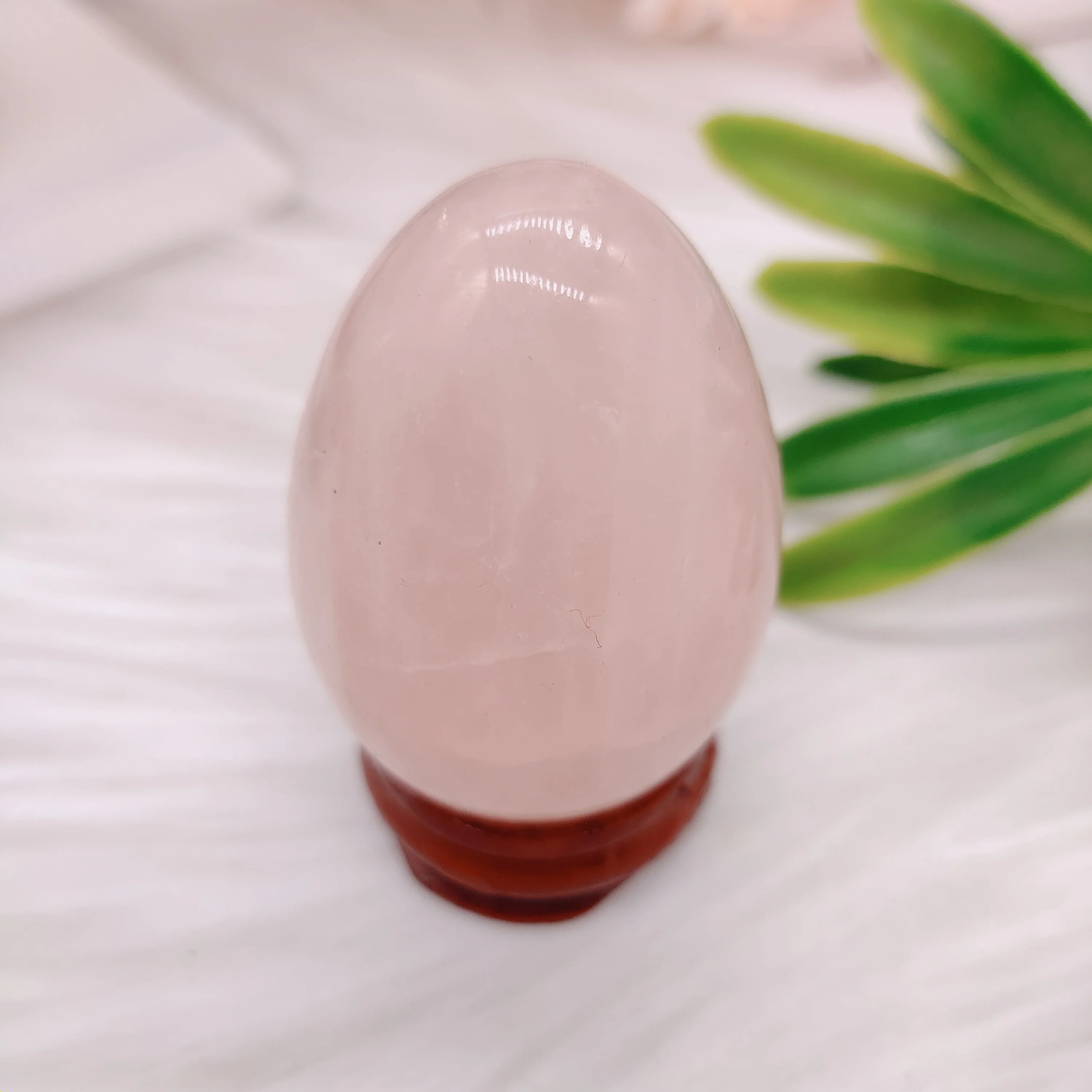 

Природный розовый кварц в форме яйца Кристалл исцеляющий шар Сфера драгоценный камень 1 шт.