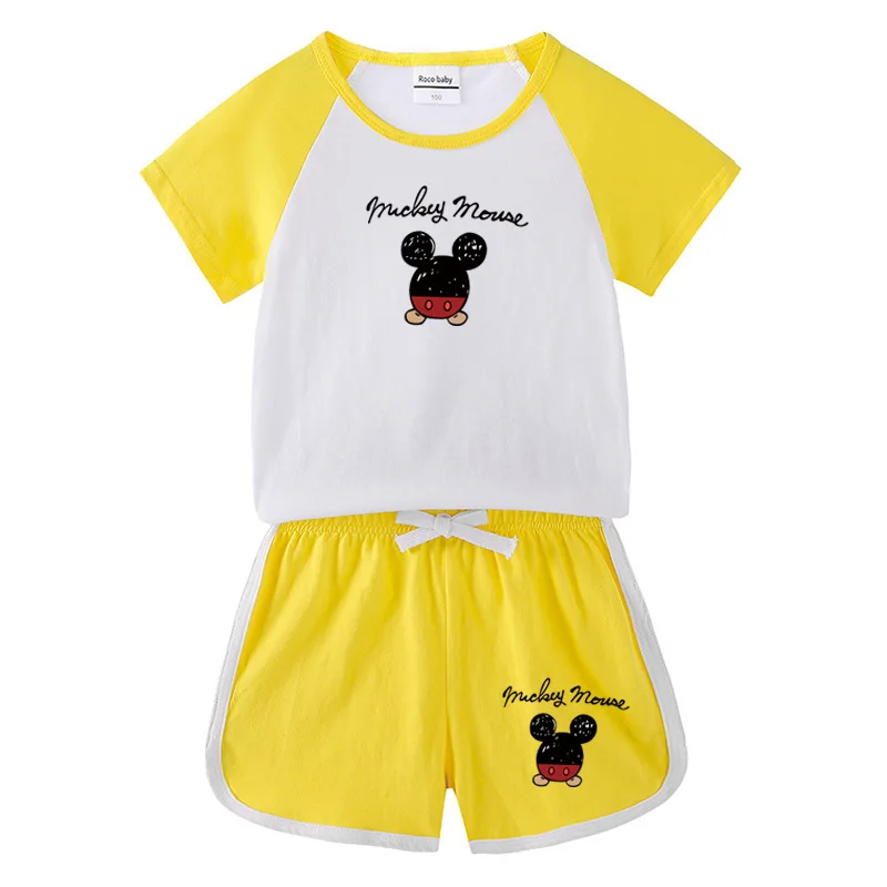 Комплект из 2 предметов с принтом Микки и шортами | Мать ребенок