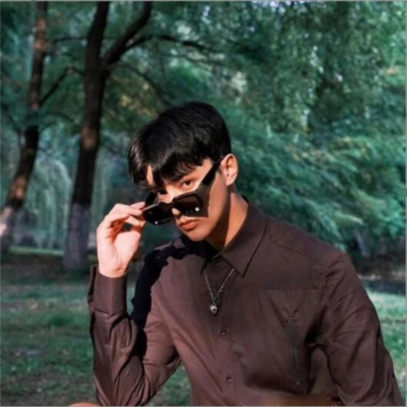 

Модная подиумная квадратная маска солнцезащитные очки для женщин Роскошные четко подобные очки Квадратные Солнцезащитные очки хамелеон