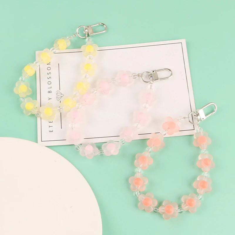 

Pretty Decorative Bag Accessories Simple All-match Flower Key Chain Stylish Candy Color Backpack Decor Pendent Graduate Gifts