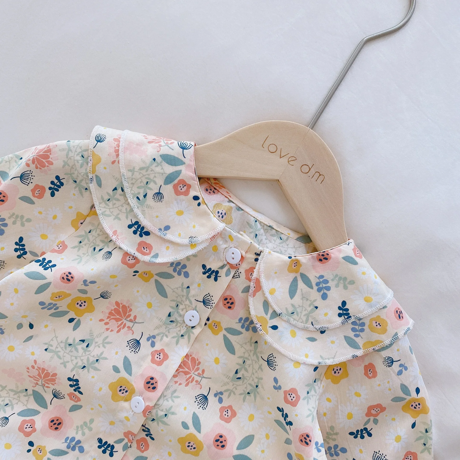 Осенний комплект для маленьких девочек с цветочным принтом и длинными рукавами С