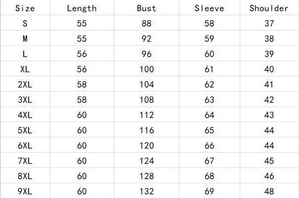 Женская короткая шуба из искусственного молочного меха с воротником-стойкой и
