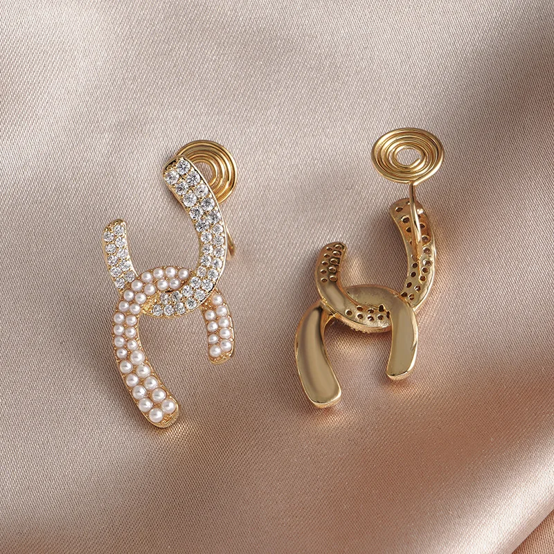 

French Small Fragrance Pearl Zircon Mosquito Incense Disc Earbuds Girls Lovers Ladies Singers Women's Earring Jewelry