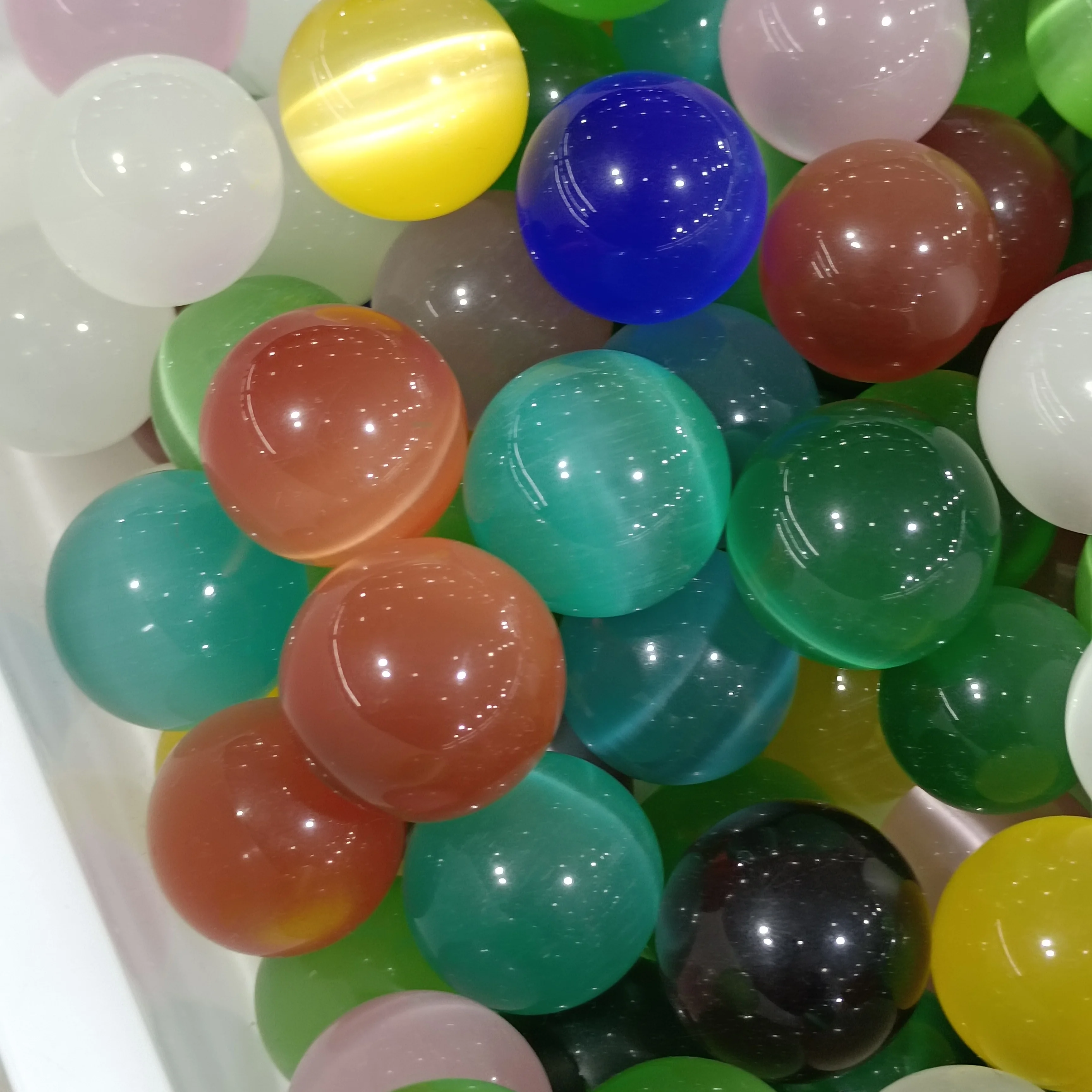 

3cm 1pc Cat's eye Opal Stone Ball Natural Quartz Crystal Sphere fengshui Ball Stone for plam Decoration Gift