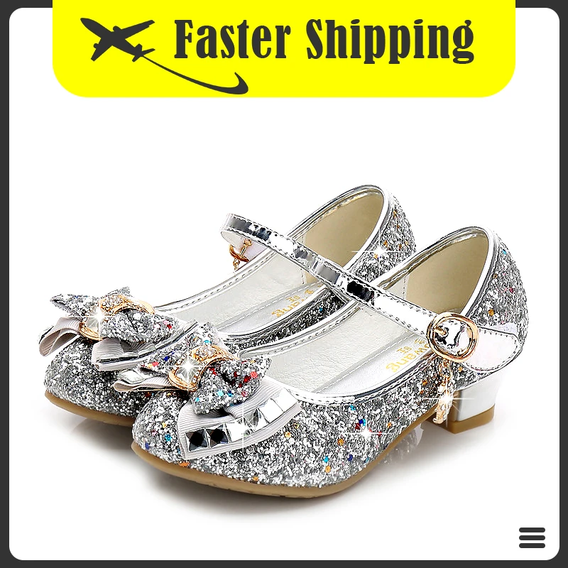 

Детские кожаные туфли принцессы для девочек, повседневные блестящие туфли с цветами, на высоком каблуке, с бантом-бабочкой, синие, розовые, серебристые