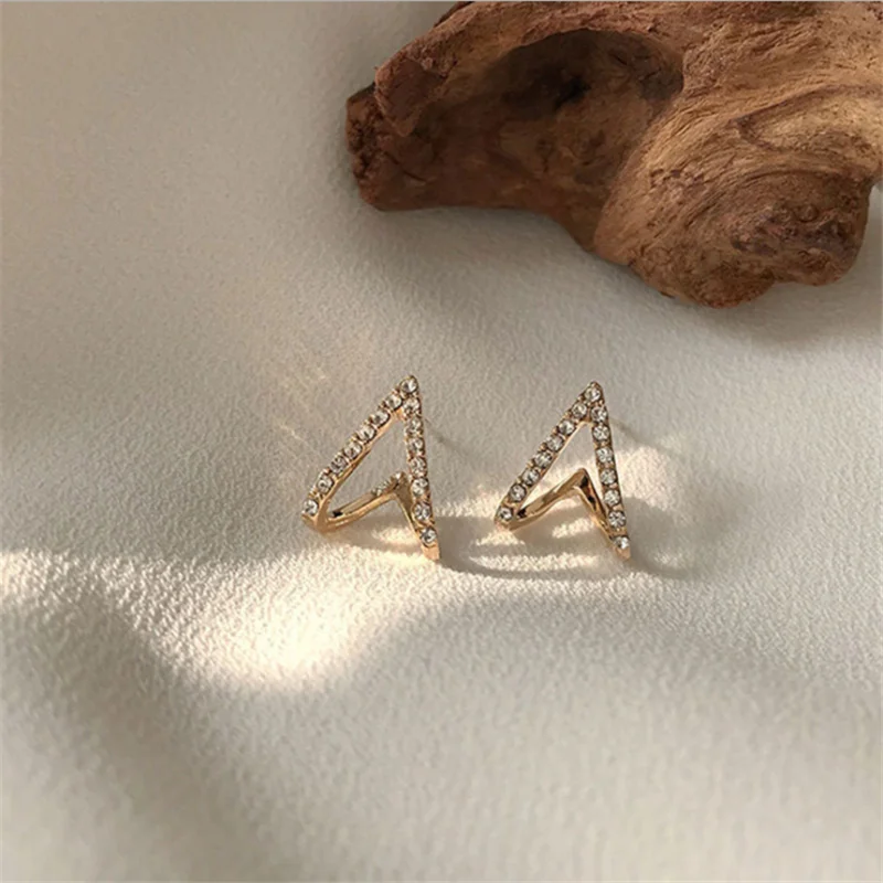 

Simple Earrings, Small Earrings, Earrings, Cold Wind Design, Women's Holiday Gifts, Party Jewelry Wholesale