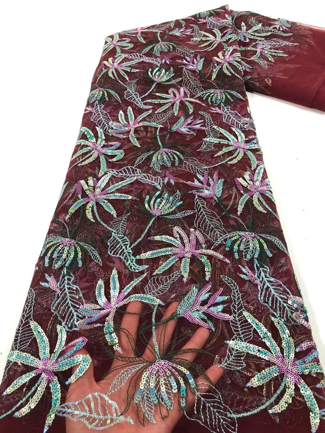 

2021 Latest African Mesh Lace Fabric Embroiderey Sequins French Tulle Laces Fabric For Nigerian Wedding Party