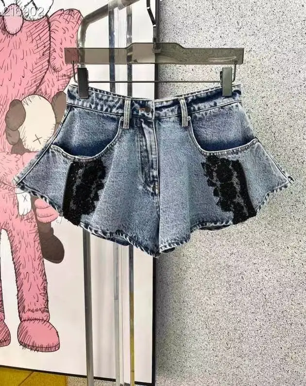 

Irregular Denim Shorts for Women Summer 2021 Runway High Waisted Lace Beading Mini Sexy Blue Jeans Shorts Skirts Female