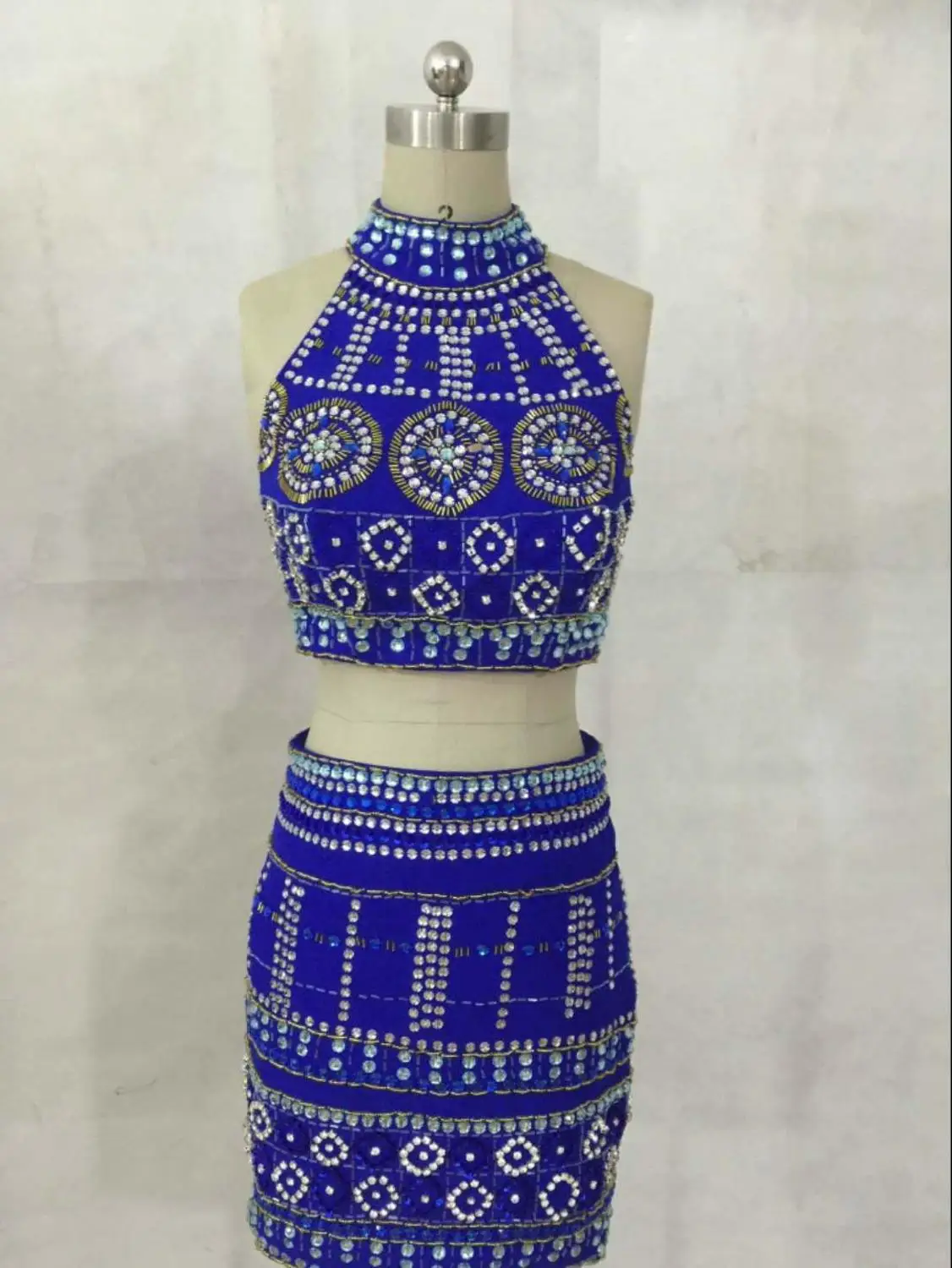 Sexy Two Pieces Short Royal Blue Beaded Homecoming Dreses Knee Length Open Back Graduation Dresses for Prom Party | Свадьбы и