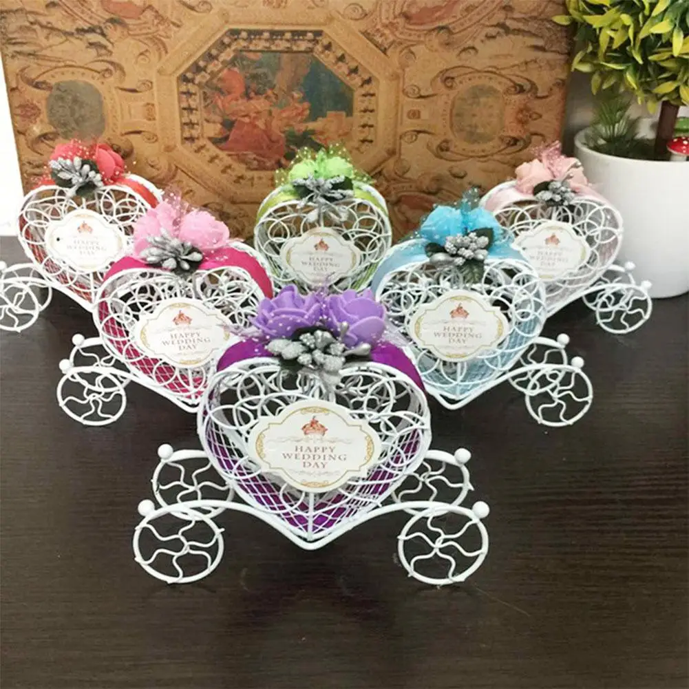 

Pretty Iron Carriage Wedding Candy Box Candy Chocolate Gift Container Party Household Decoration