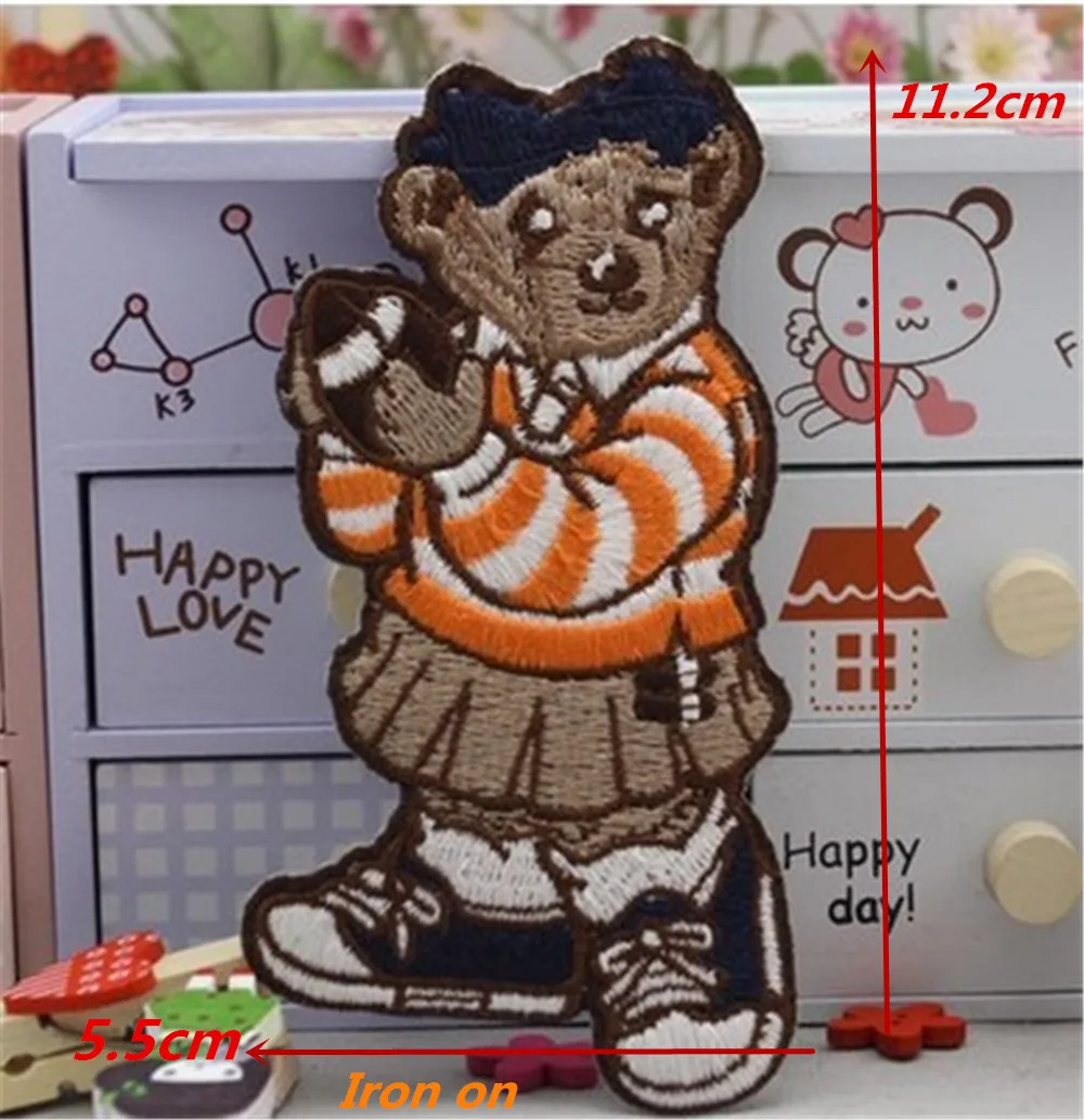 Термоклейкие нашивки для одежды модные вышитые значки с маленьким медведем