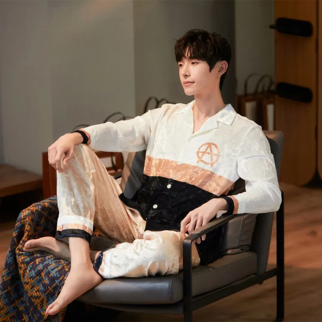 A hot two-piece, long-sleeved men's homewear pyjamas in golden velvet monoprint AUTUMN/Winter 2021