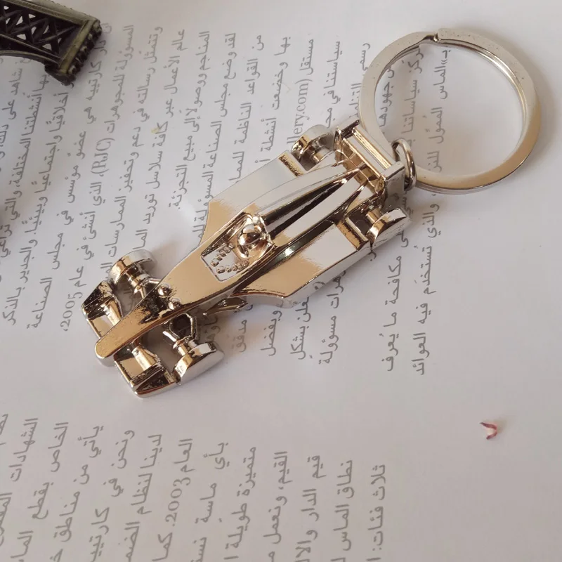 Гоночный брелок для ключей из сплава серебристого цвета на все колеса F1 гоночный