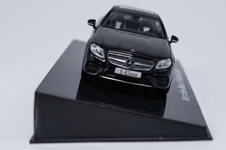 1:43 E300 E-KASE Coupe модель сплава автомобиля статические высокой моделирования металлические модельные автомобили с оригинальной коробкой
