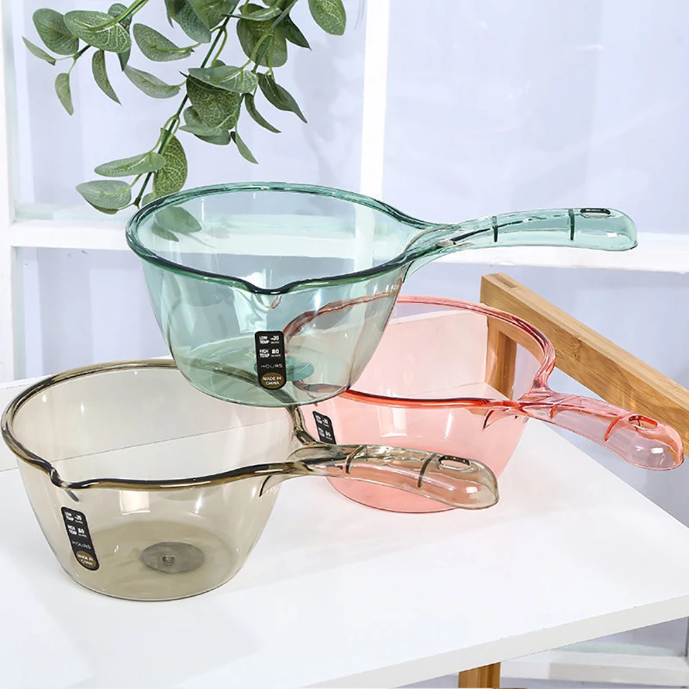Сковорода из пластмассы для воды Essential Water Scoop Cup Plastic Bath Ladle Dippers Shower Bucket Bathroom Home Suppllies on.