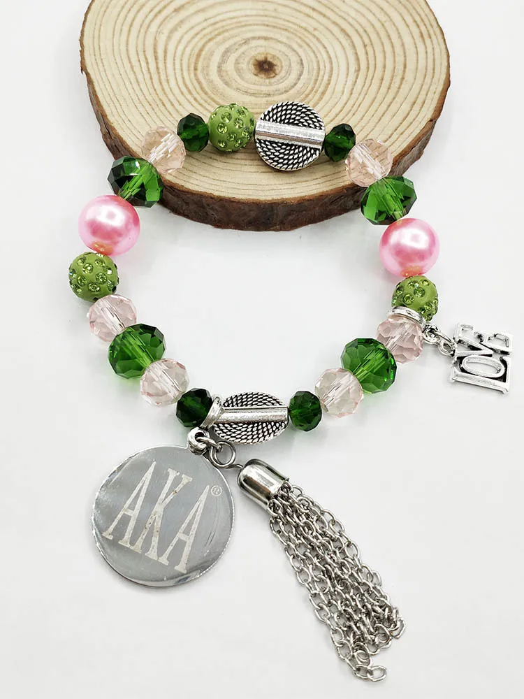 Женский браслет ручной работы с зеленым и розовым жемчугом | Украшения