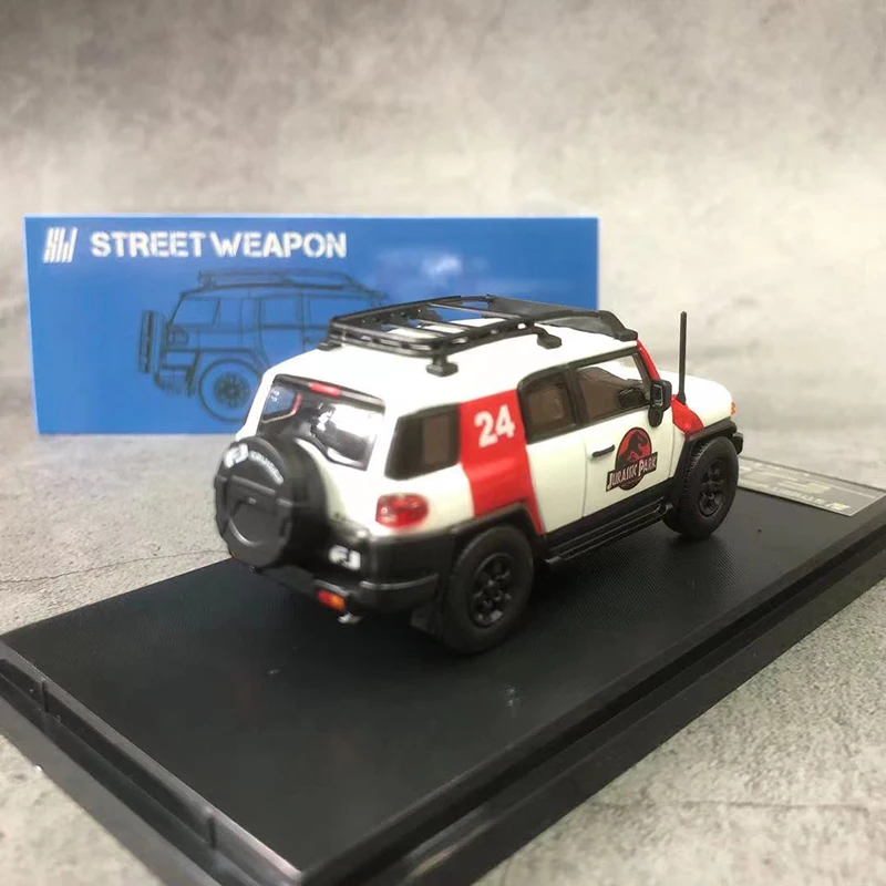 

Street Weapon 1/64 Model Car Toyota FJ Cruiser Jurass Park Coating Alloy Die-Cast Collection Metal Display - Limited 500 PCS
