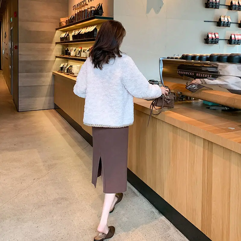 Модная верхняя одежда Меховая куртка Женская винтажная стеганая с длинным