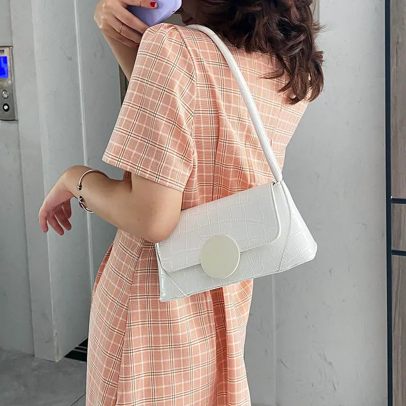 

Retro Alligator Pattern Small Shoulder Bags For Women 2021 PU Leather Underarm Bag bolsa feminina Baguette Bags Lock Purses