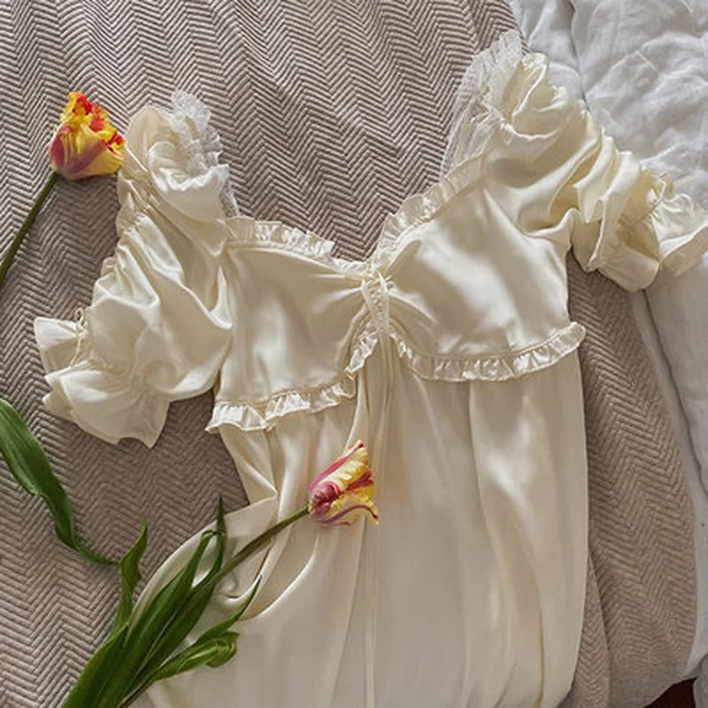 

Princess Style Nightdress Sleepwear Women Summer Silk Vintage Nightgown Girls Sexy Sweet V-Neck Sleep Dress Cute Lace Home Wear