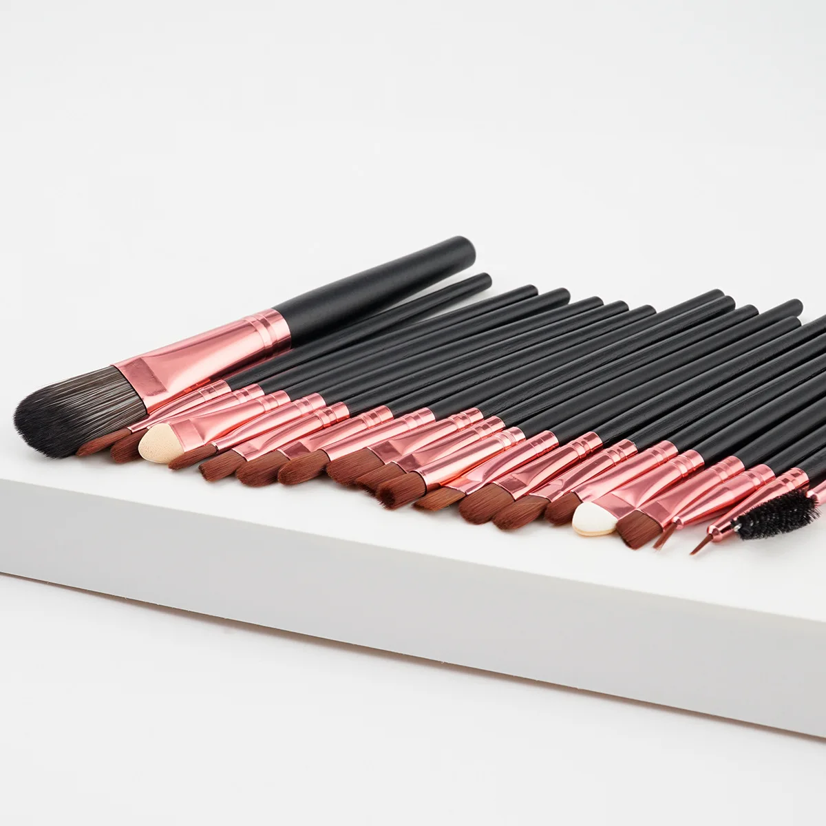 20PCSMakeup Brushes Luxury Champagne For Foundation Powder Blush Eyeshadow Concealer Lip Eye Makeup Brush Cosmetics Beauty Tools | Красота и