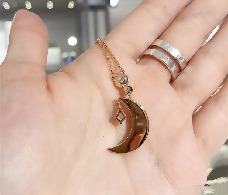 Женское Ожерелье Swa 1:1 Moon длинная жемчужная подвеска Женская цепочка на ключицы
