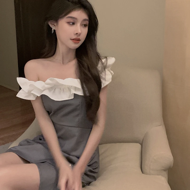 

One-Shoulder Hollow Stitching Sexy Ruffled Dress Women Summer Solid Color A-Line Mini Dresses 2021 Fashion Skirt Y895