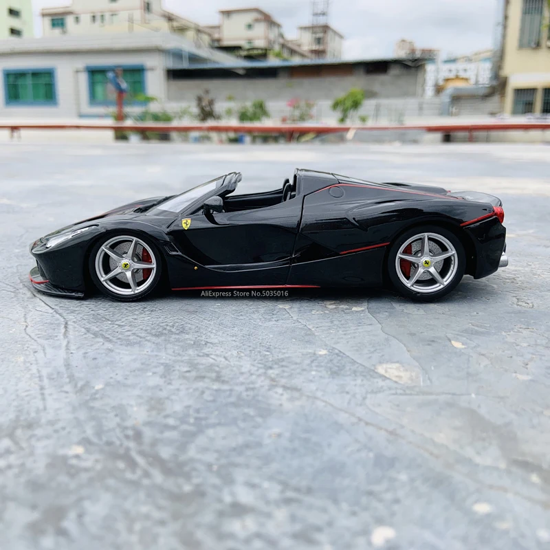 Модель автомобиля Bburago Ferrari 1:24 с имитацией высоты, литье под давлением, металлическая модель, детская игрушка, подарок для друга, коллекция а... от AliExpress RU&CIS NEW