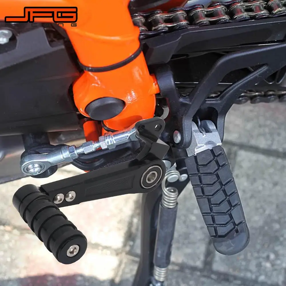 

Motorcycle CNC Foot Brake Lever And Gear Shifting Lever Foot Pedal For KTM Duke 250 390 Duke250 Duke390 2017 2018 2019