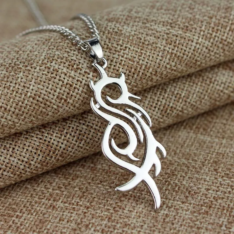 

Fashion Rock Band Pendant Necklace Pendants for Men and Women Fans Friends Best Christmas Gift Silver Color Chain