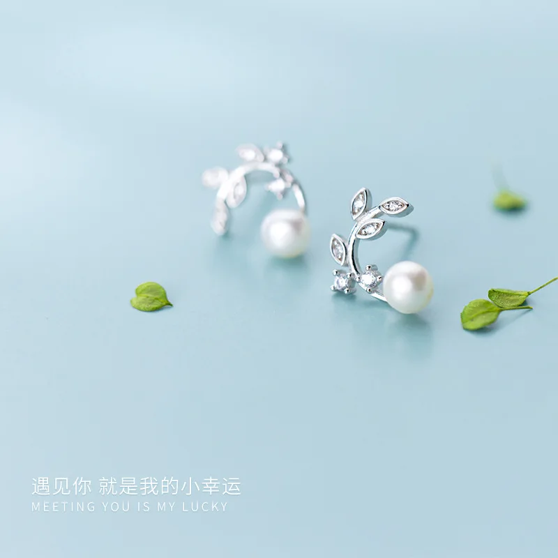 Женские серебряные серьги-гвоздики с искусственным жемчугом Trustdavis серебро 925