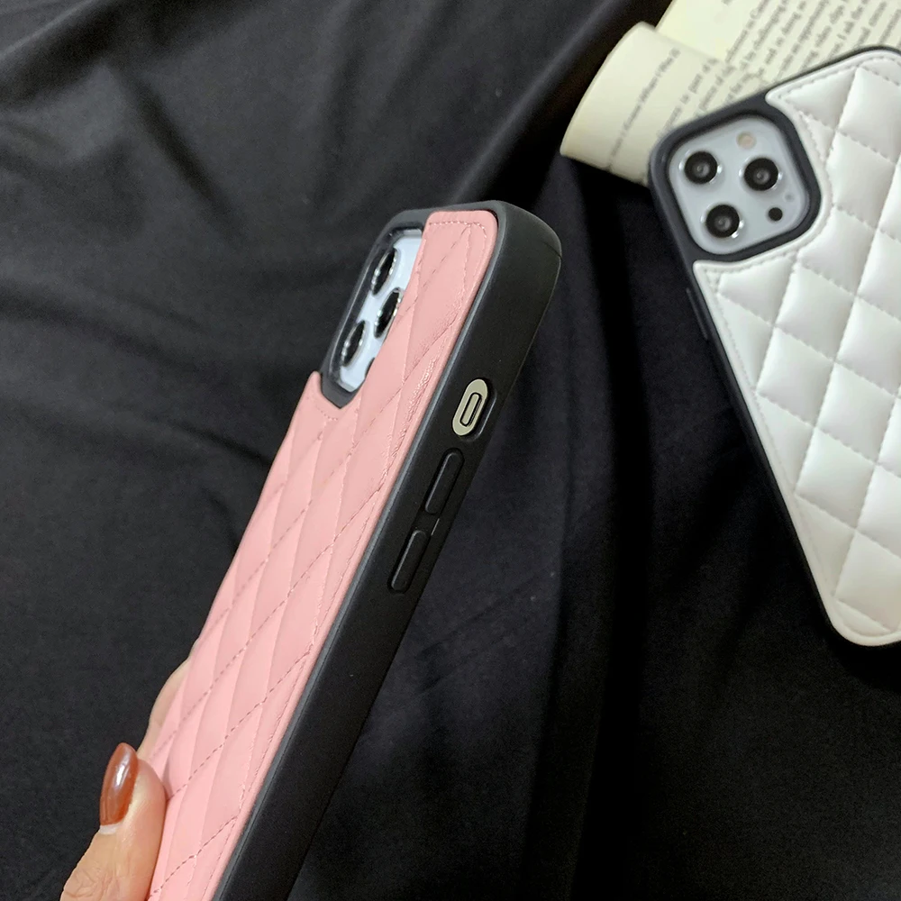 

Luxury Lambskin Plaid Soft Phone Case for iPhone 12 Mini 11 Pro X XR XS Max 6 6s 7 8 Plus SE 2020 Shockproof Back Cover Fundas