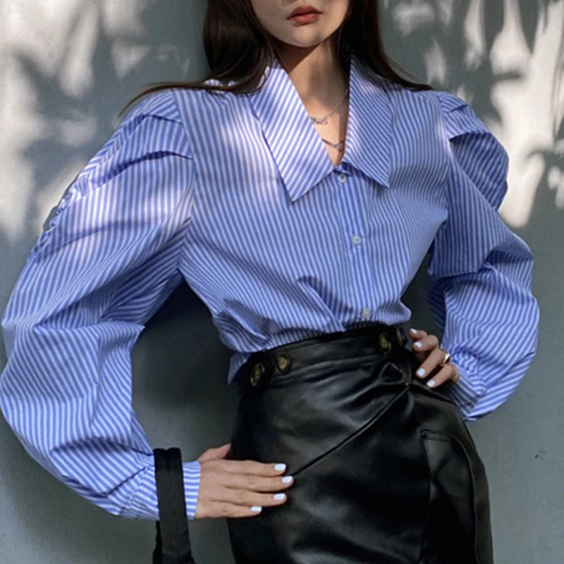 

Puff Sleeve Long Sleeve Shirts Women Korean Style Lapel Striped Shirt Woman Fashion Simple Single Breasted Top Ladies 2021