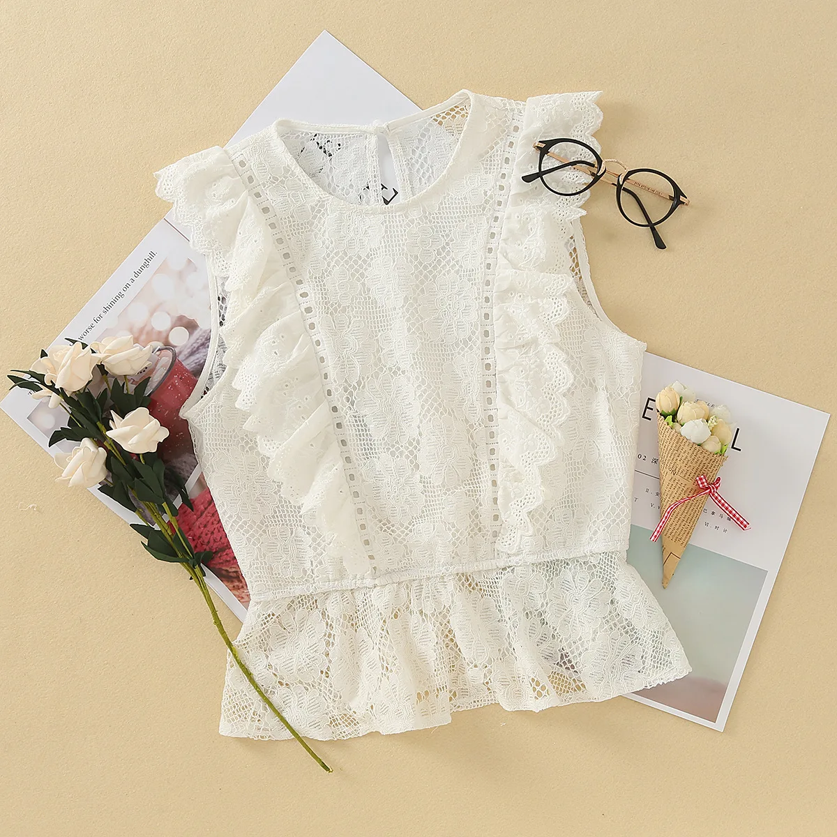 Топ женский кружевной в стиле бохо белый ажурный топ без рукавов на пуговицах с